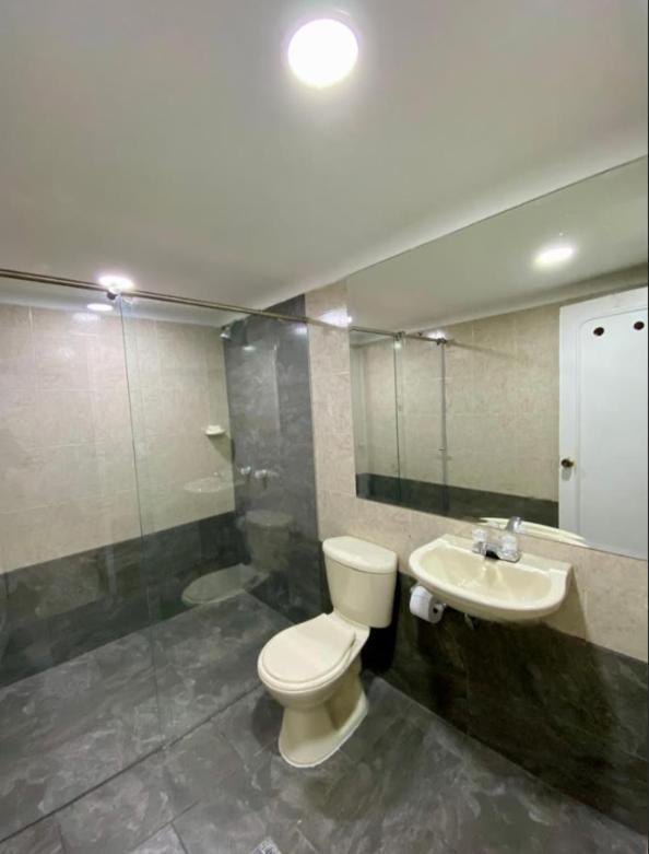 Hotel Lukas Medellín Extérieur photo