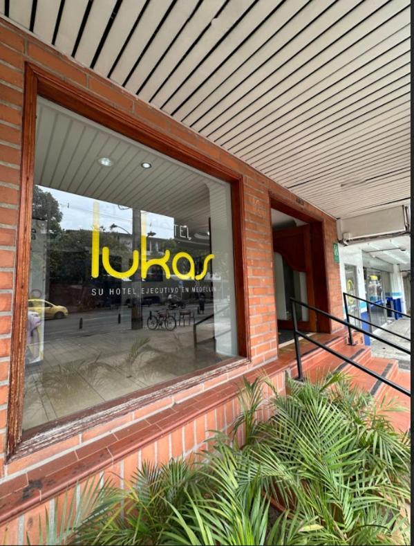 Hotel Lukas Medellín Extérieur photo