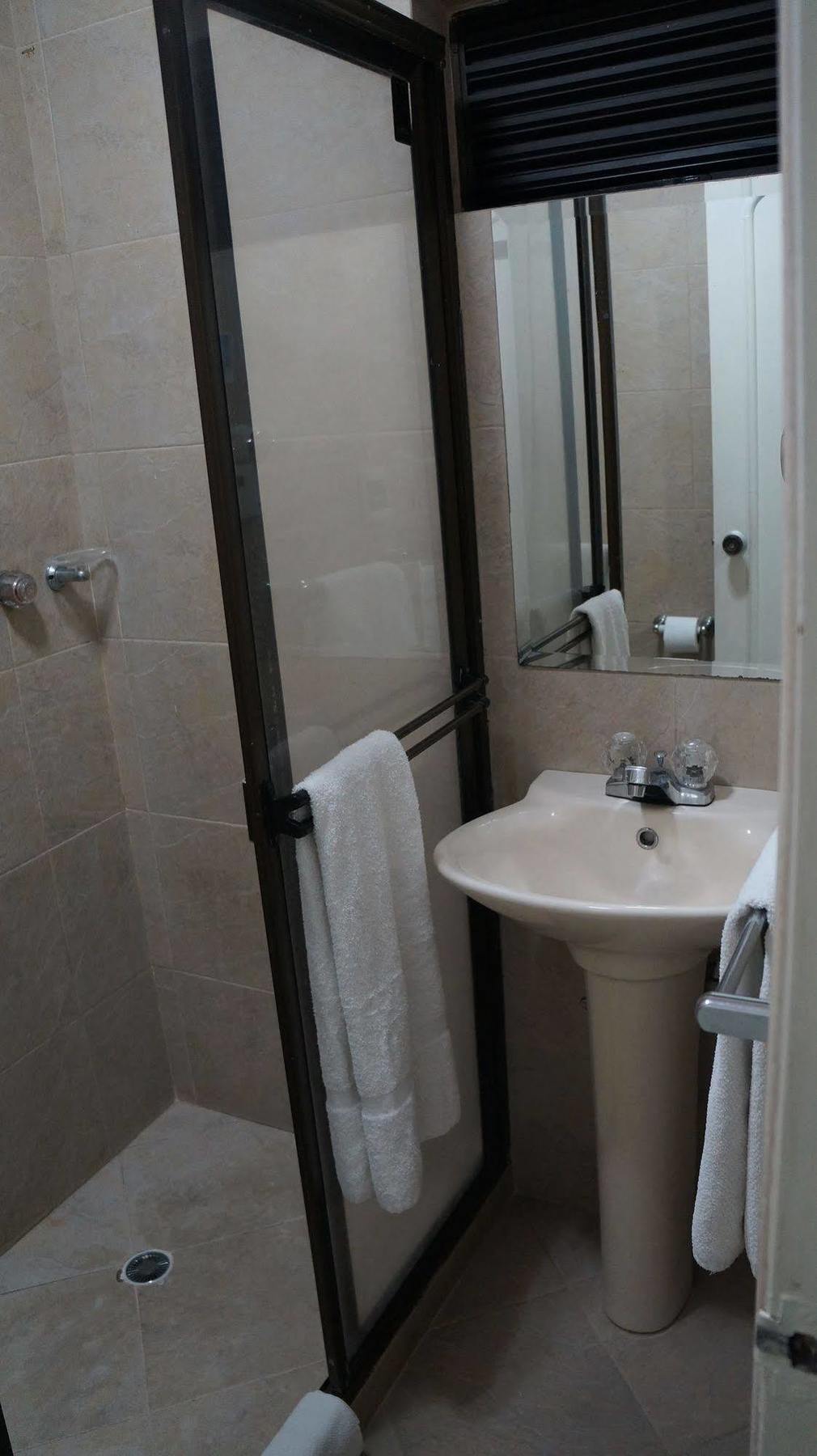 Hotel Lukas Medellín Extérieur photo
